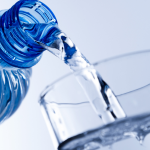 El agua ¿Cuántos litros beber al día?